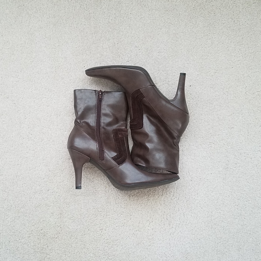 Merona | Pointed Toes Heeled Booties